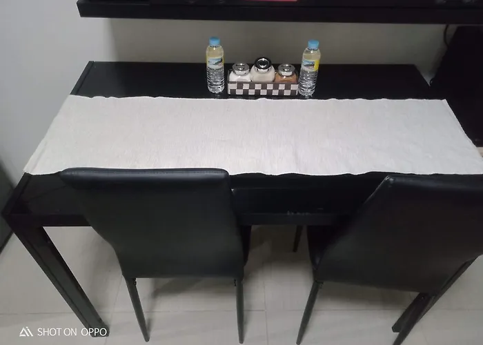 Sithonia Suite, Shore Residences Tower C Near Moa