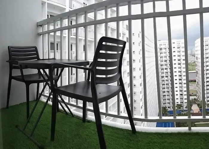 Sithonia Suite, Shore Residences Tower C Near Moa
